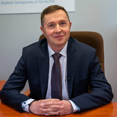dr inż. Dariusz Kłódka, prof. WSEiT 